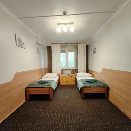 Pokoje Goscinne I Apartamenty Krupowki 19-2